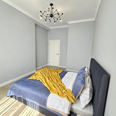 3 Room Gagarin Park Residential Complex Near Mega Shopping Mall Almatî Exterior foto